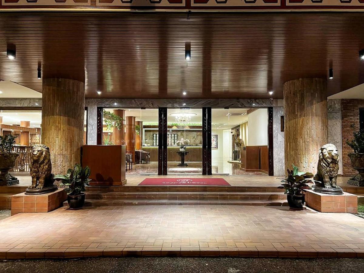 The Borneo 3*